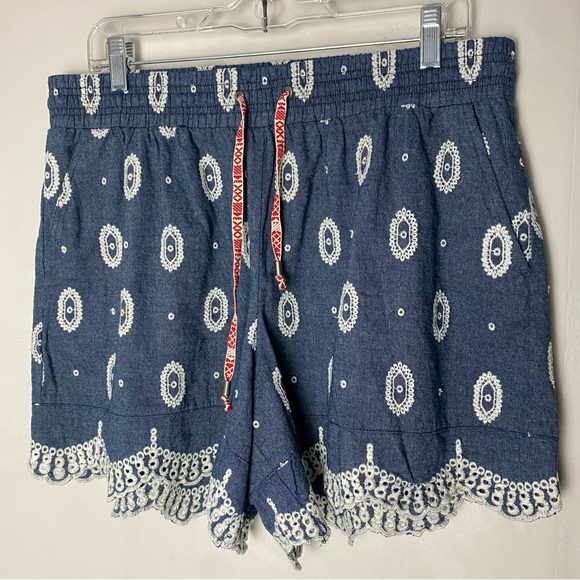 Anthropologie ett:twa Eyelet Chambray Pull On Casual Comfy Shorts size Medium - Picture 10 of 13